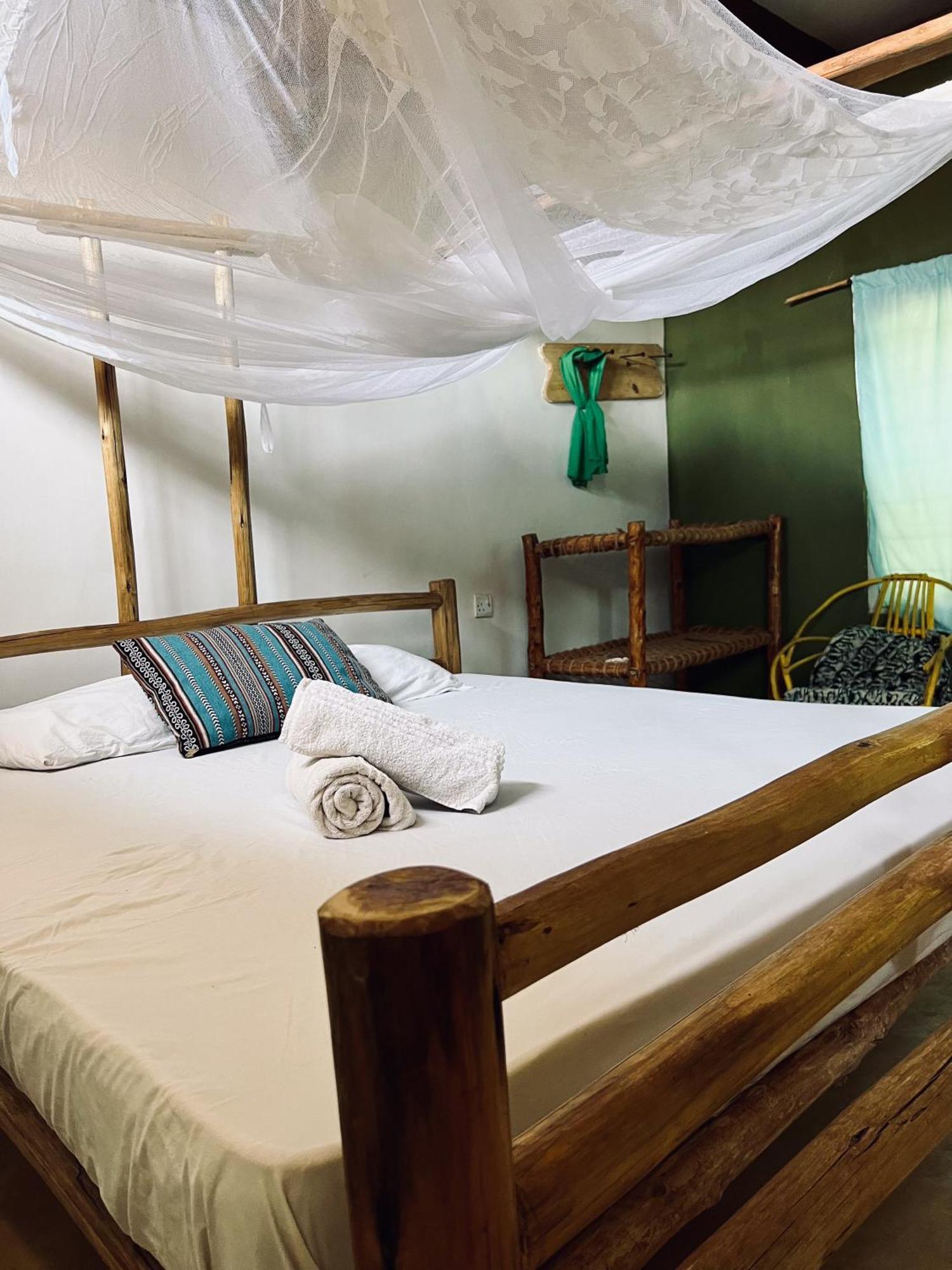 Mawingu Lodge 基济姆卡济 外观 照片